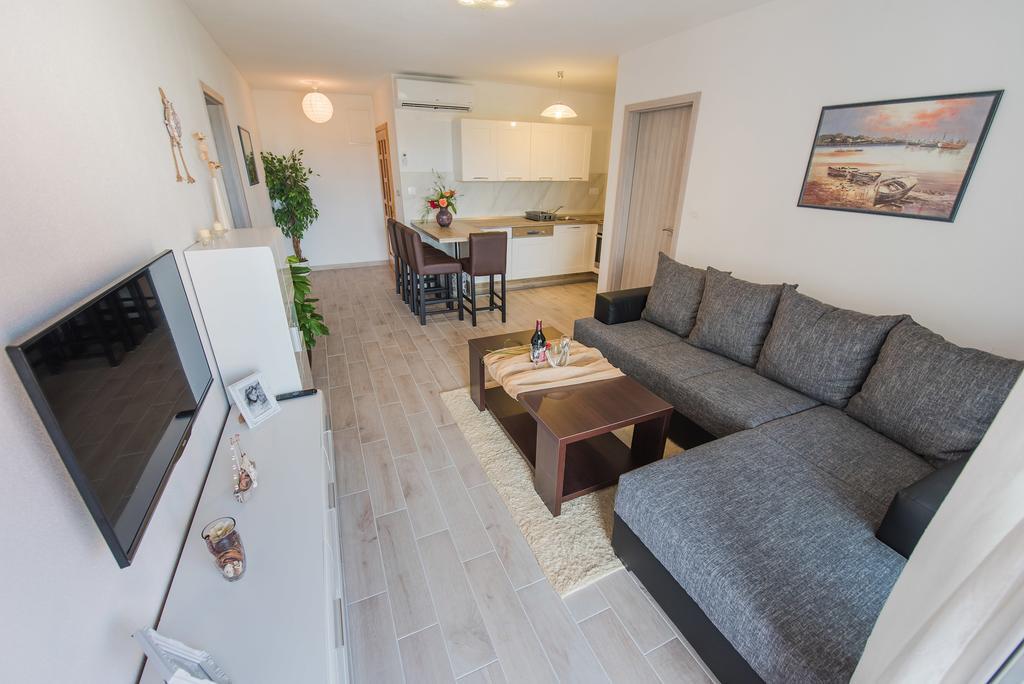 Apartment Grabovac Kaštela 部屋 写真