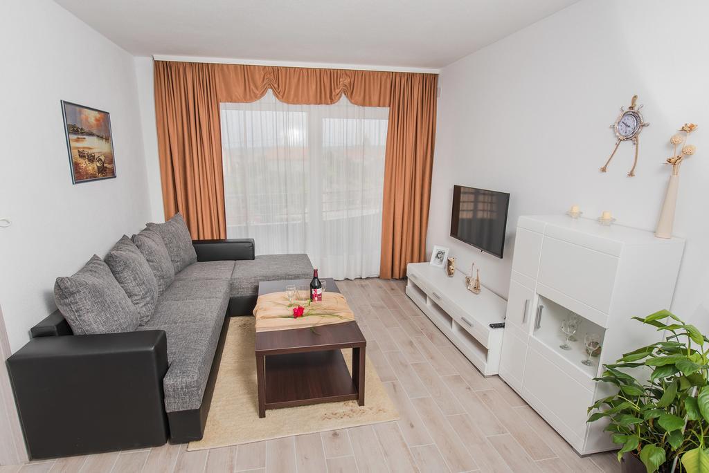 Apartment Grabovac Kaštela 部屋 写真