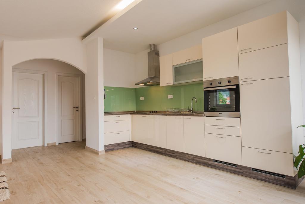 Apartment Grabovac Kaštela 部屋 写真