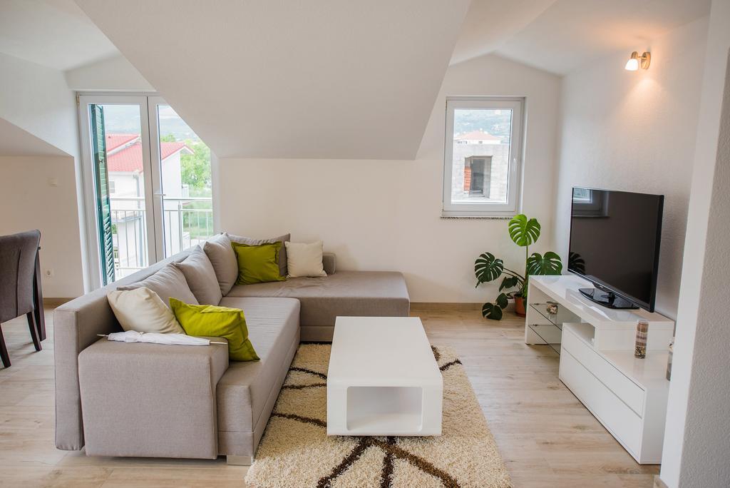 Apartment Grabovac Kaštela エクステリア 写真